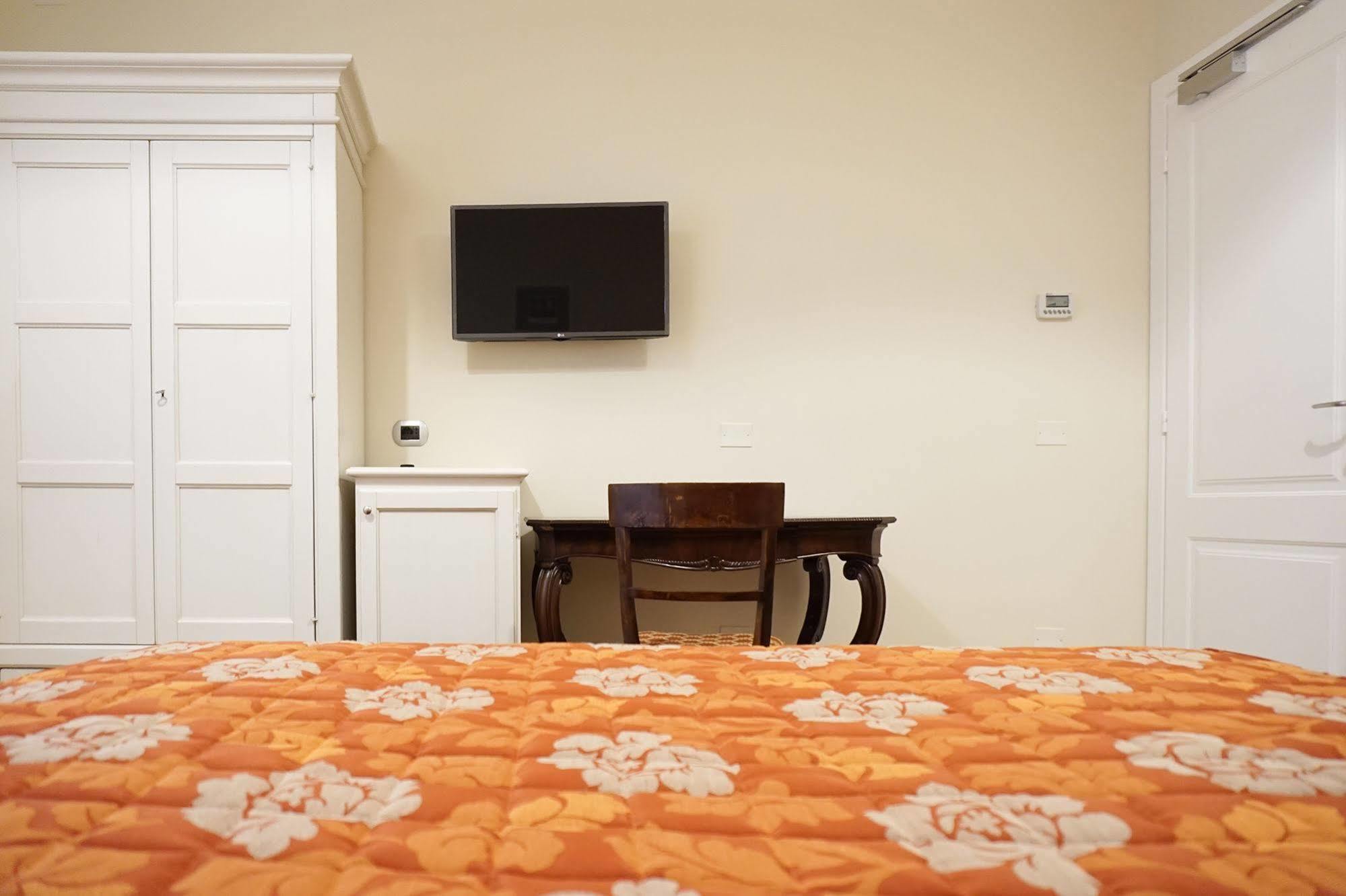 Casa Isolani Luxury Rooms Piazza Maggiore Boloňa Exteriér fotografie